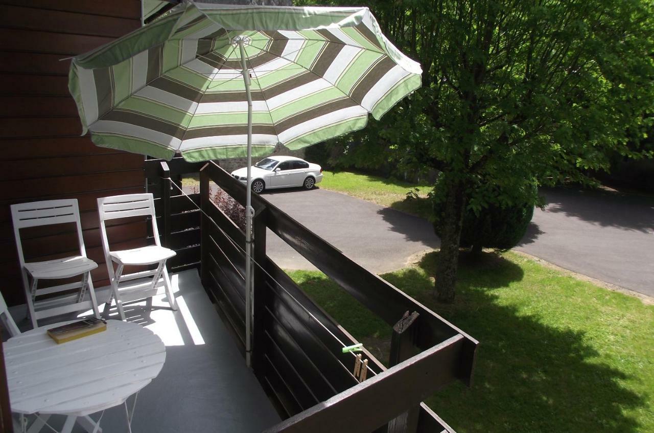 Appartement Les Domes Le Mont-Dore Esterno foto